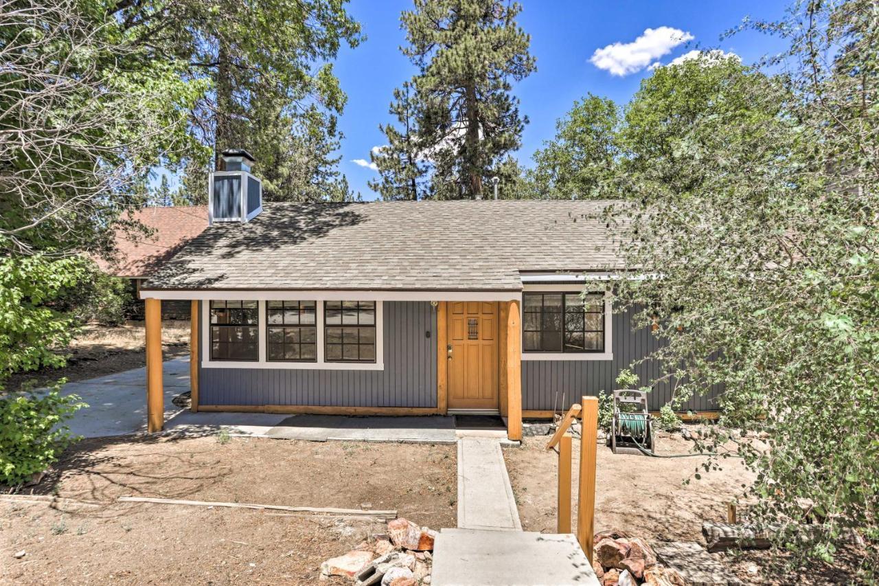 Big Bear Cabin With Deck And Hot Tub, Near Resorts! Big Bear Lake Kültér fotó